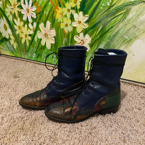 Dan post size 6 1/2 snakeskin - Picture 2 of 5